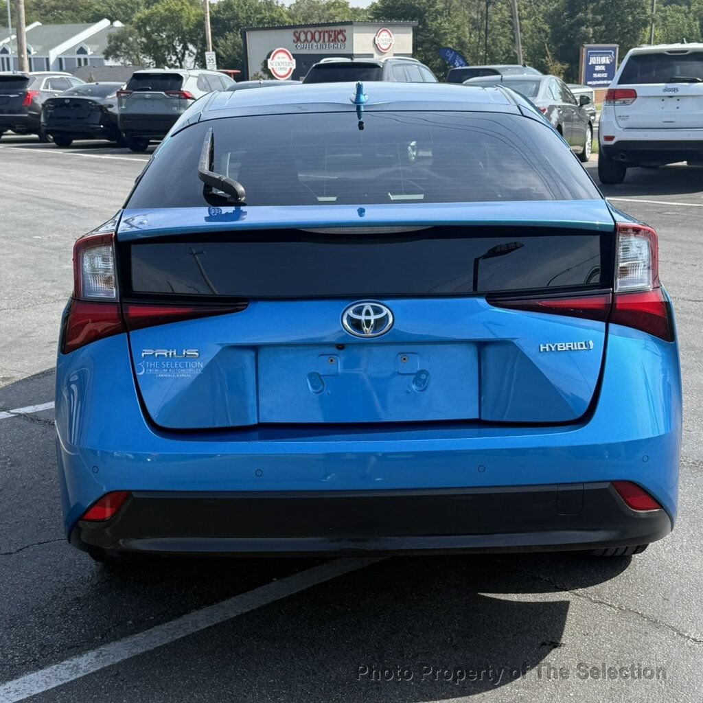 Used 2019 Toyota Prius LE FWD image 14
