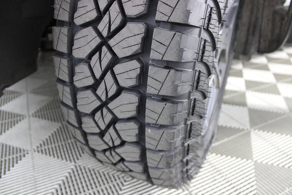 Used 2024 Rivian R1S Adventure Quad AWD/4WD image 8