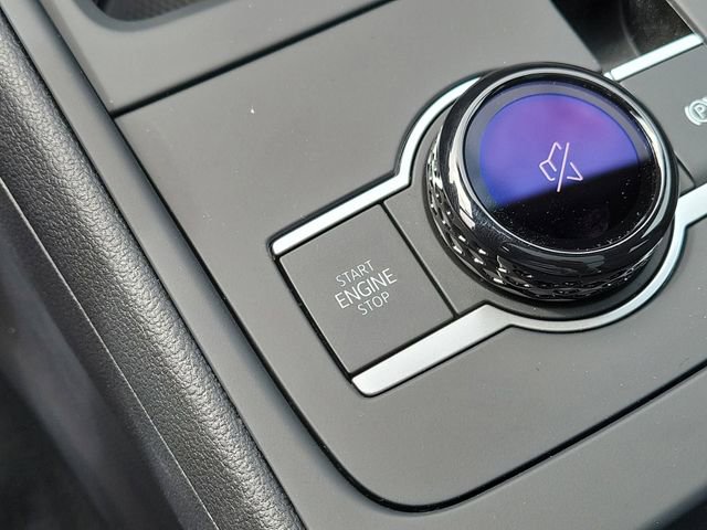 New 2026 Volkswagen Tiguan SE R-Line AWD/4WD image 11