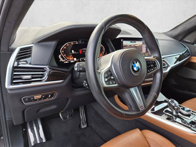 Used 2019 BMW X7 xDrive50i w/ M Sport Package AWD/4WD image 10
