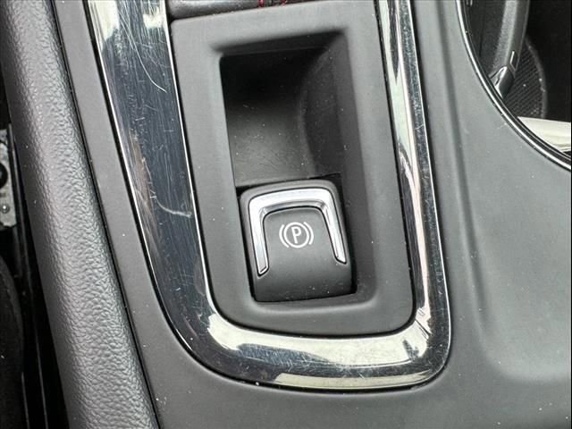 Used 2022 Chevrolet Equinox RS w/ RS Leather Package image 10