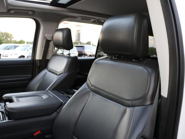 Used 2025 Ford Expedition Max Active AWD/4WD image 22