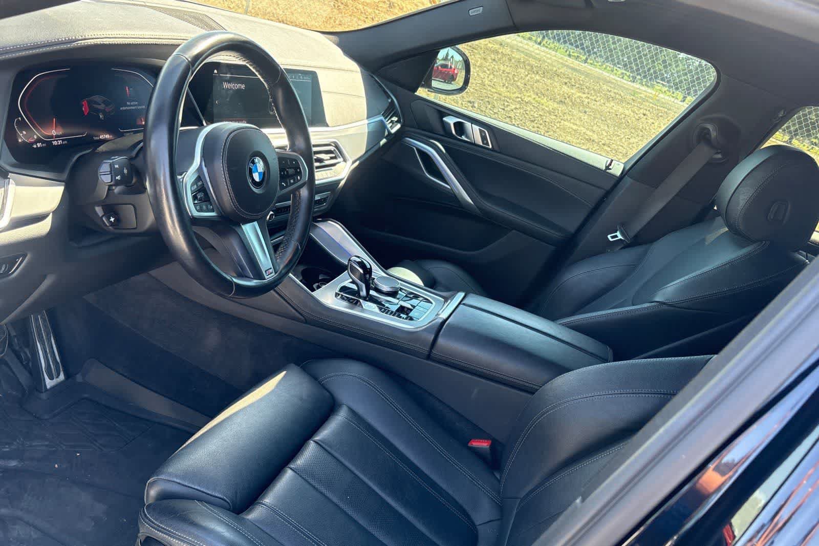 Used 2021 BMW X6 xDrive40i w/ M Sport Package AWD/4WD image 14