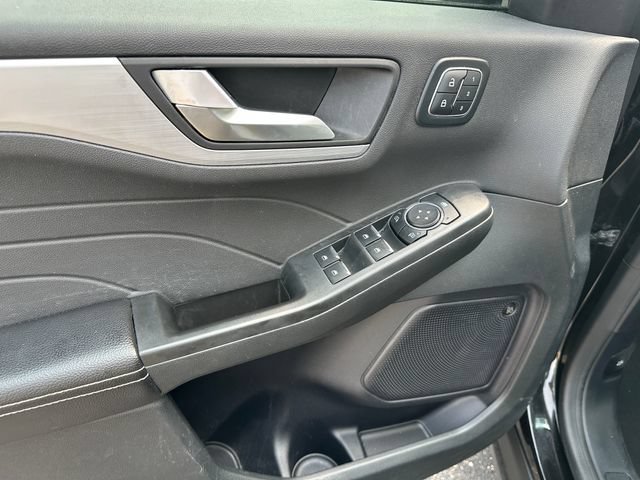Used 2024 Ford Escape SE w/ PHEV Premium Package FWD image 19