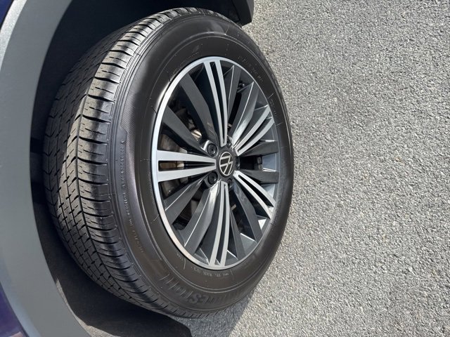 Used 2024 Volkswagen Tiguan SE image 23