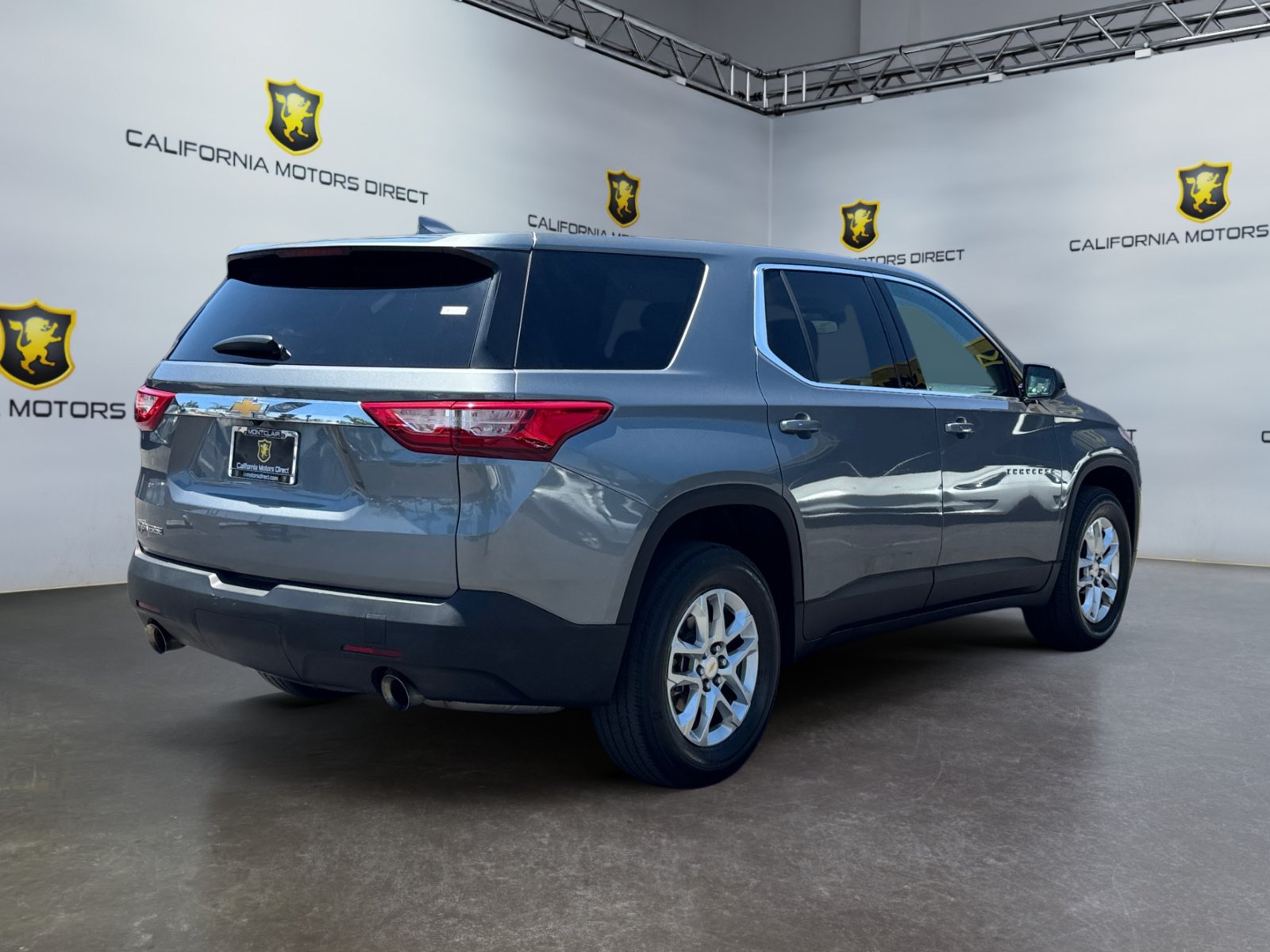 Used 2020 Chevrolet Traverse LS FWD image 5