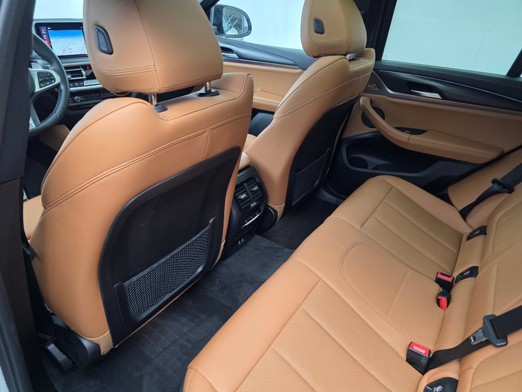 Used 2022 BMW X4 M40i AWD/4WD image 15