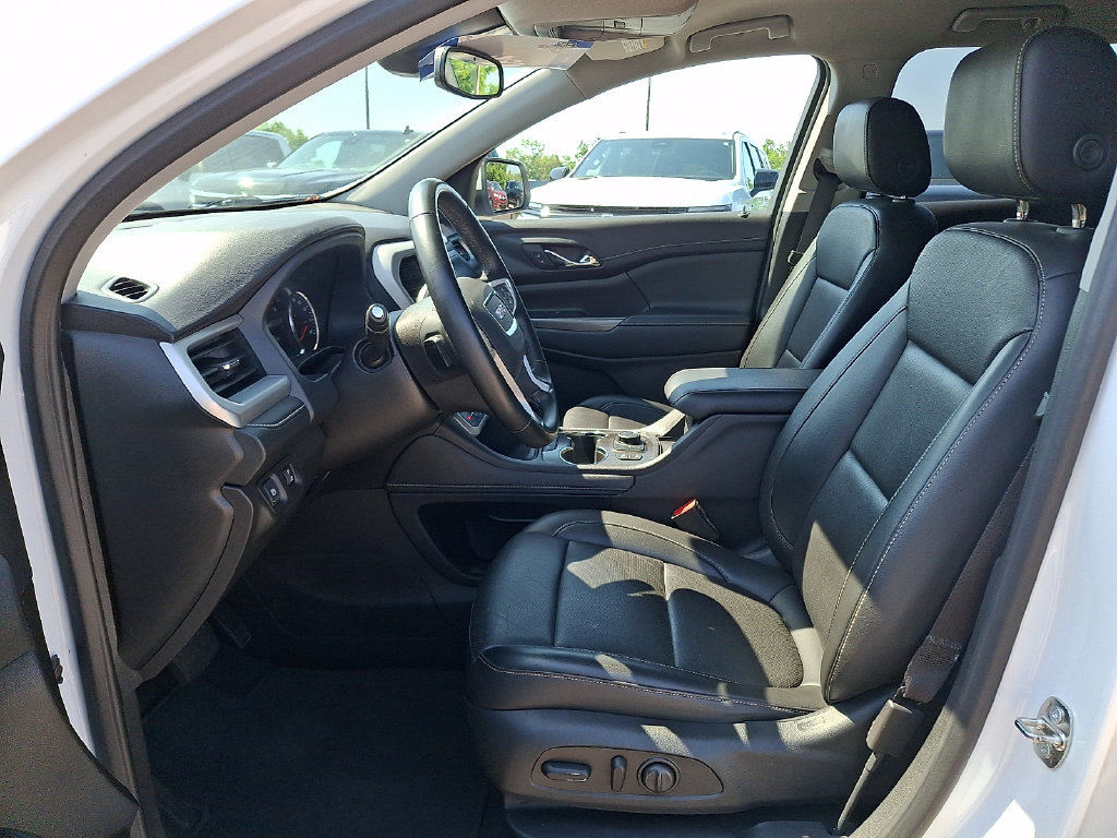 Used 2023 GMC Acadia SLT AWD/4WD image 15