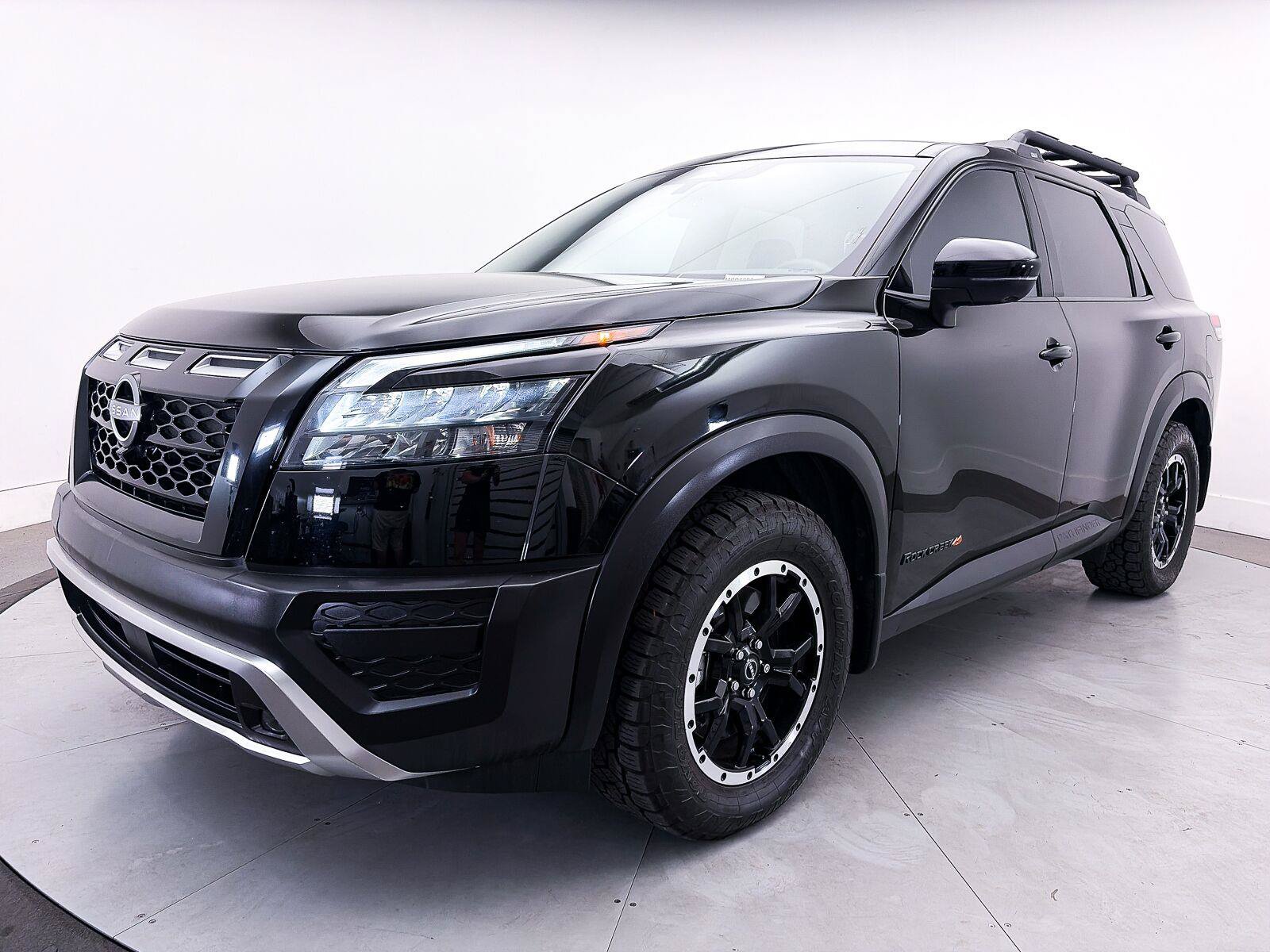 Used 2025 Nissan Pathfinder Rock Creek AWD/4WD image 11