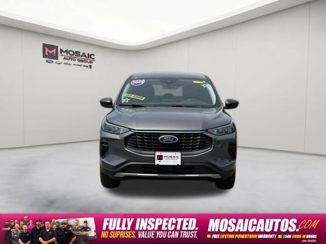 Used 2025 Ford Escape Active w/ Cold Weather Package AWD/4WD image 2