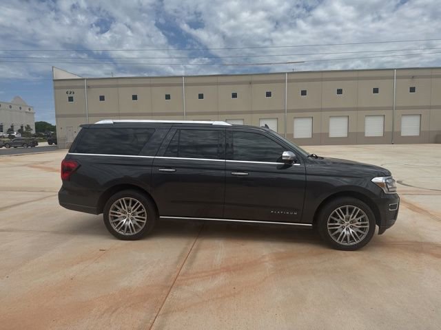 Used 2022 Ford Expedition Max Platinum AWD/4WD image 6