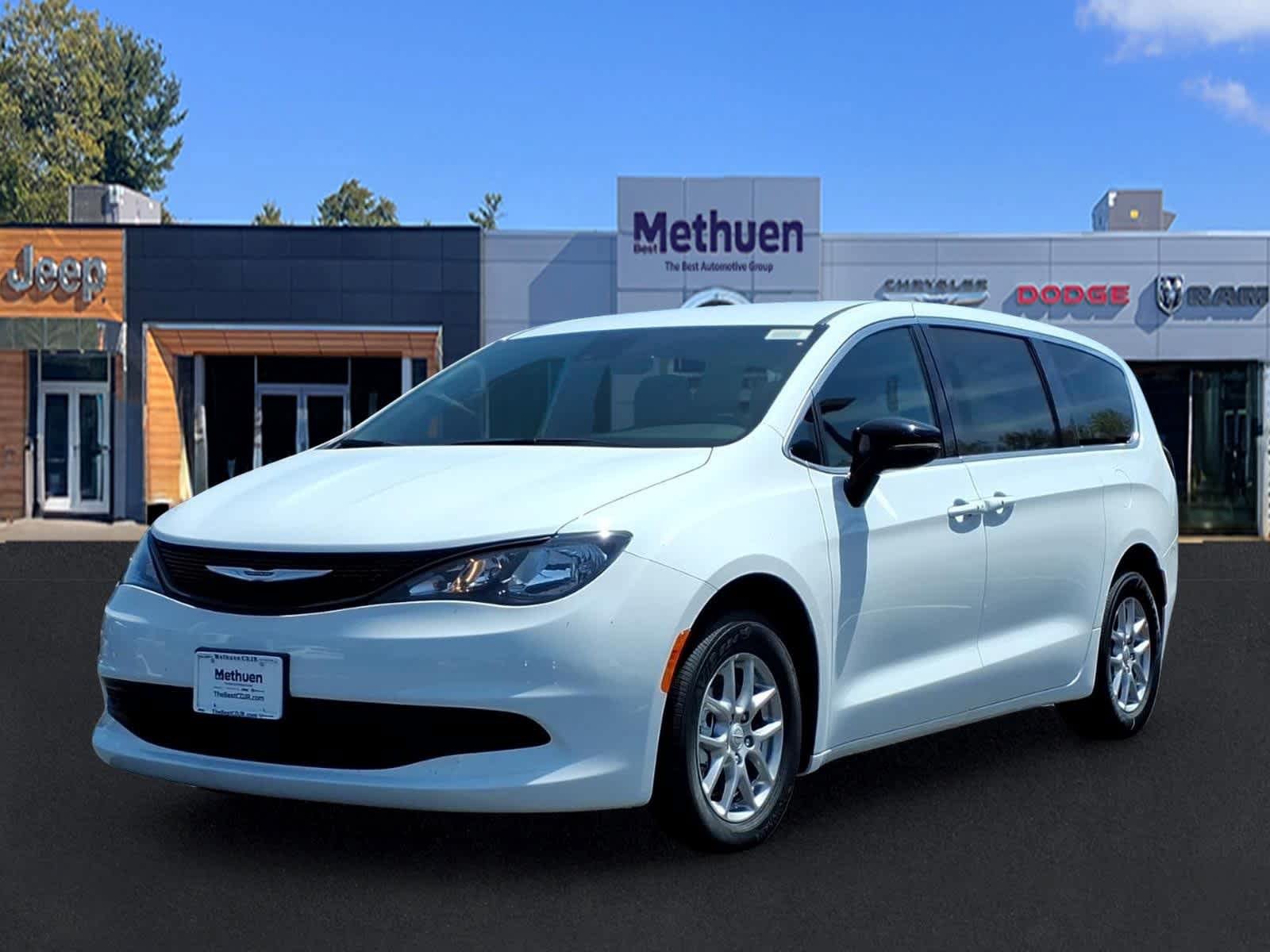 New 2026 Chrysler Voyager LX FWD image 3