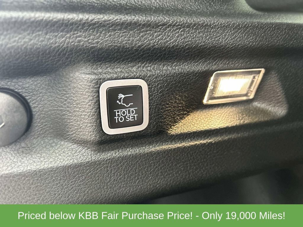 Used 2024 Jeep Grand Cherokee L Limited image 13