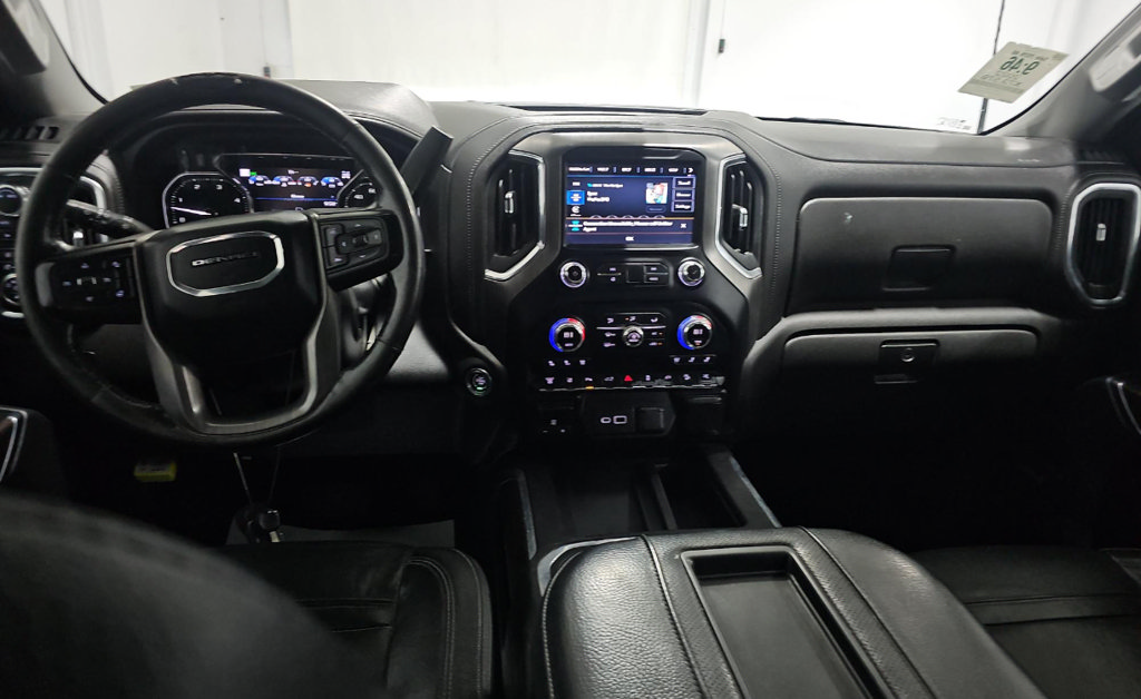 Used 2022 GMC Sierra 2500 Denali w/ Denali Ultimate Package AWD/4WD image 10