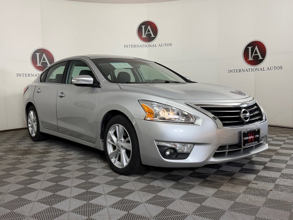 Used 2014 Nissan Altima 2.5 SL w/ Technology Package image 1