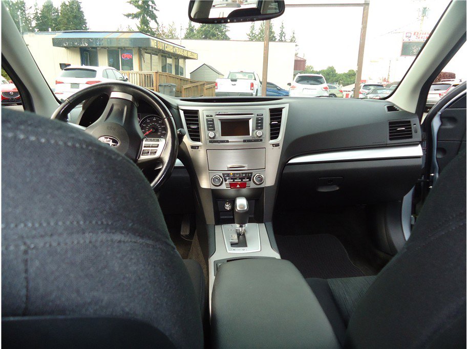 Used 2014 Subaru Outback 2.5i Premium w/ Moonroof Package AWD/4WD image 20