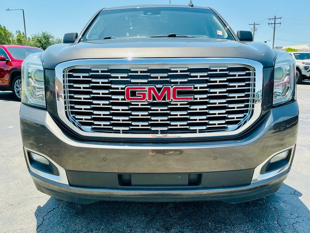 Used 2019 GMC Yukon Denali w/ Denali Ultimate Package AWD/4WD image 2