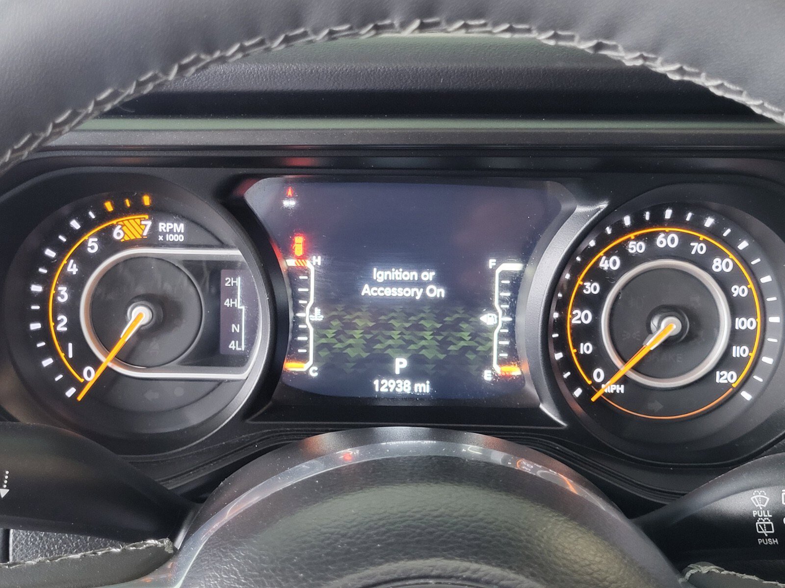 Used 2025 Jeep Wrangler Sahara image 27