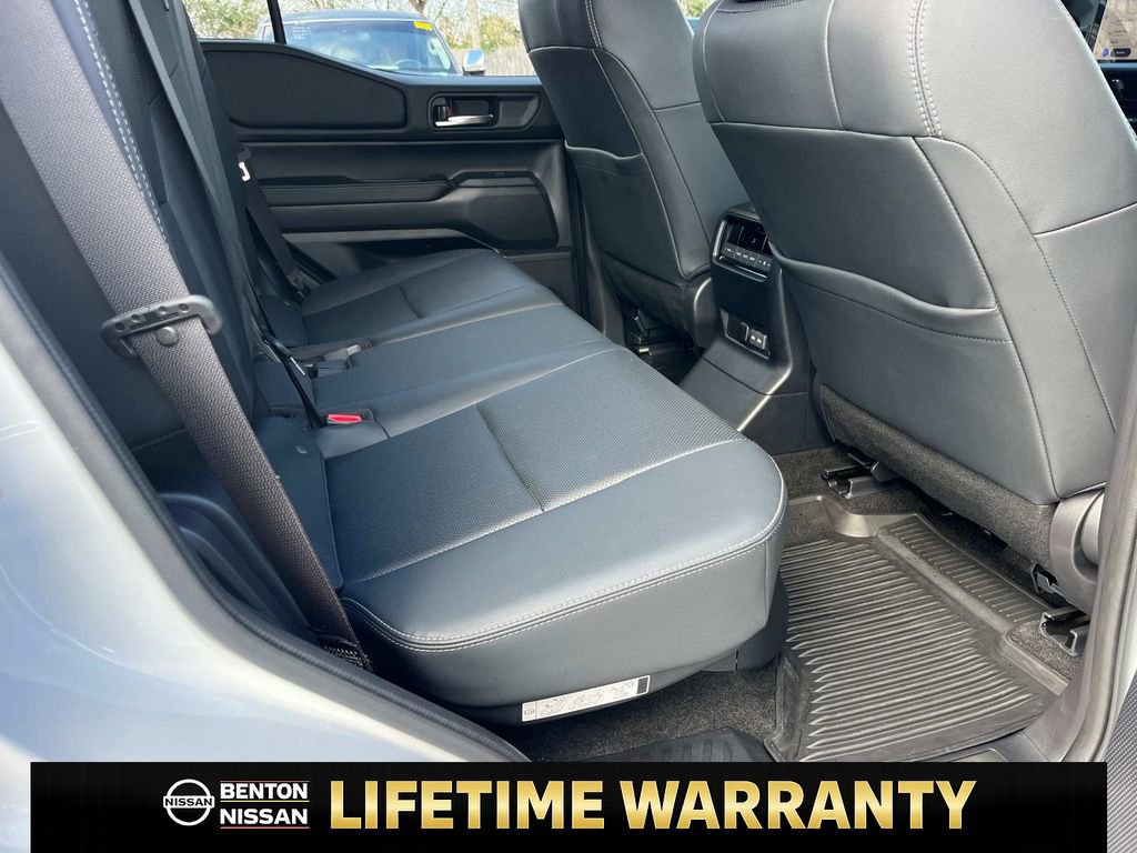 Used 2024 Toyota Land Cruiser image 59