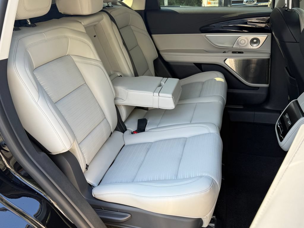 New 2026 Lincoln Nautilus Reserve AWD/4WD image 18