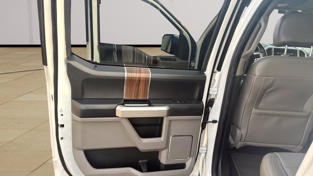 Used 2015 Ford F150 Lariat w/ Equipment Group 502A Luxury image 37