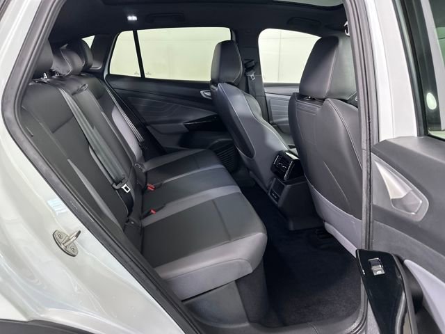 Used 2023 Volkswagen ID.4 Pro S image 27