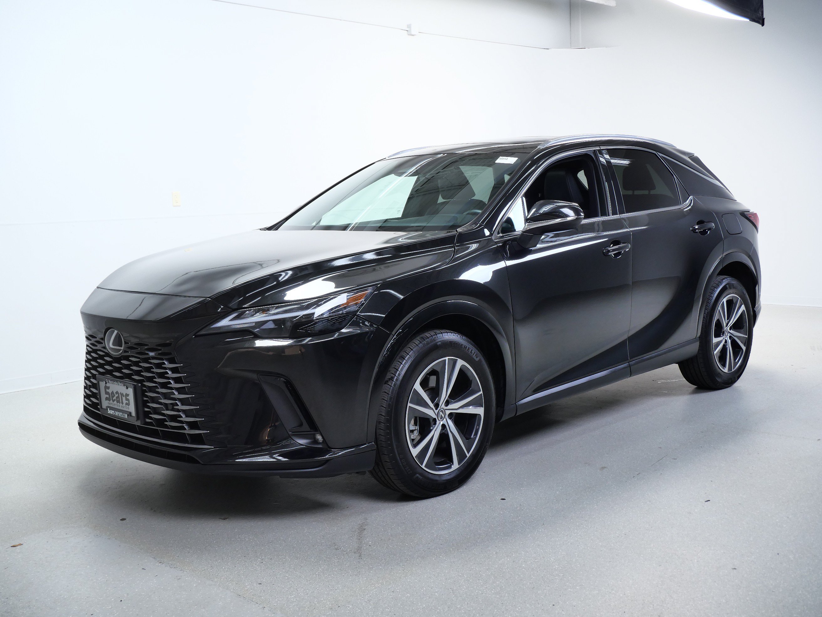 Used 2023 Lexus RX 350 Premium w/ Accessory Package (Z1) AWD/4WD image 9