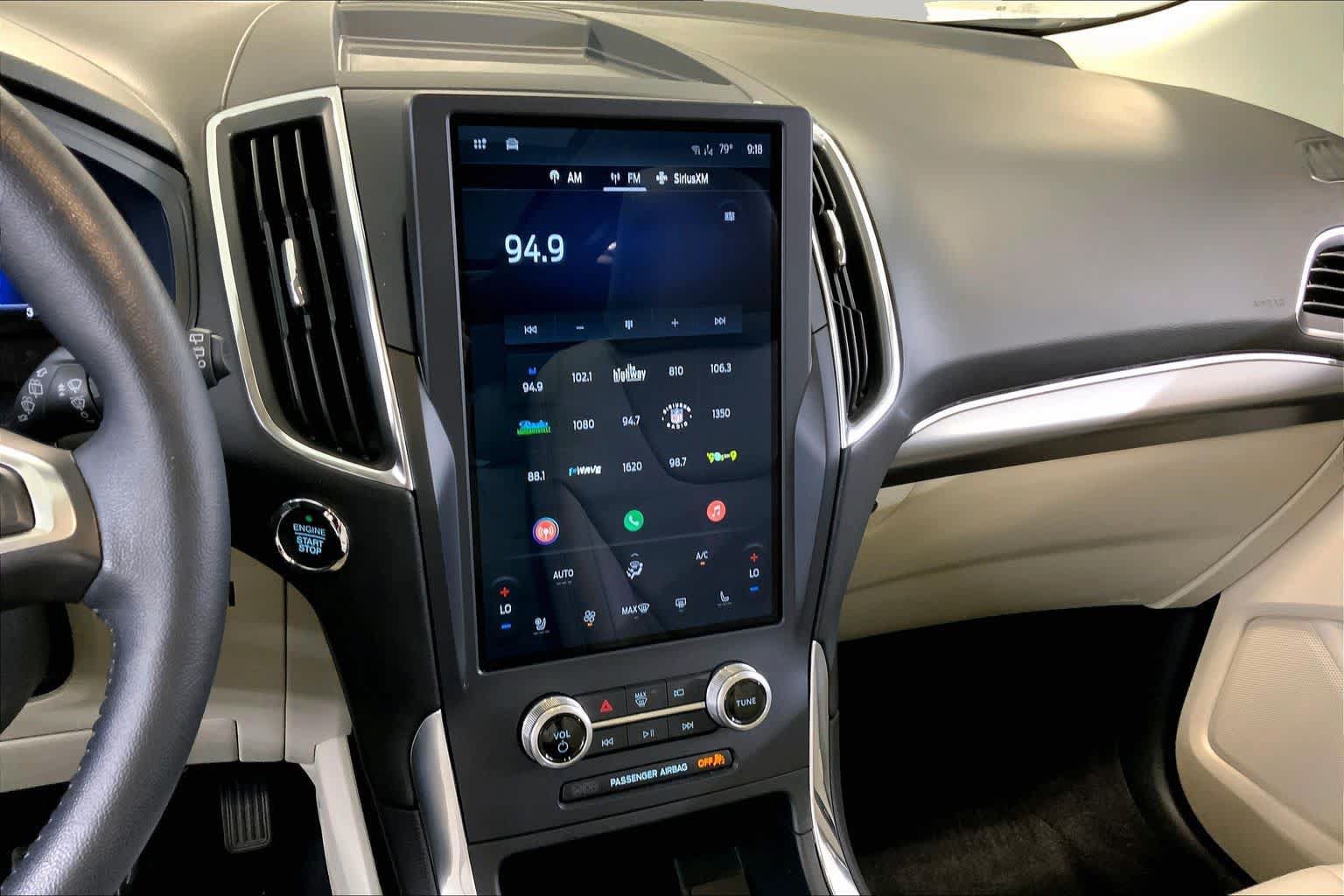 Used 2022 Ford Edge Titanium AWD/4WD image 6
