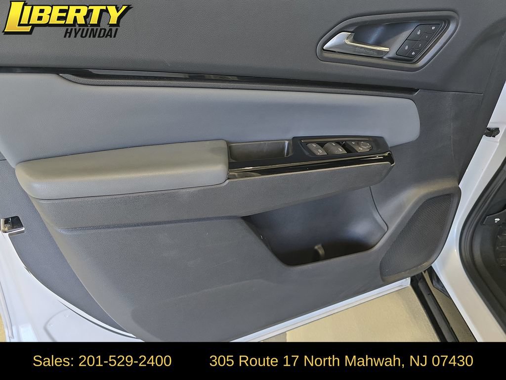 Used 2024 Honda Prologue Touring image 10