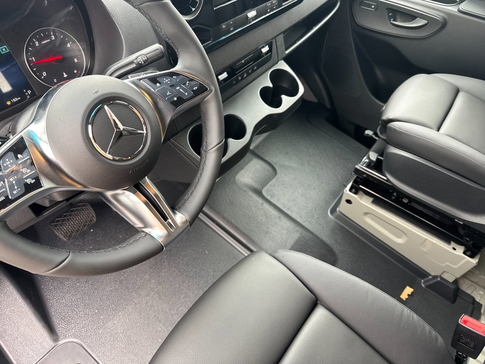 New 2026 Mercedes-Benz Sprinter 144 Cargo image 10