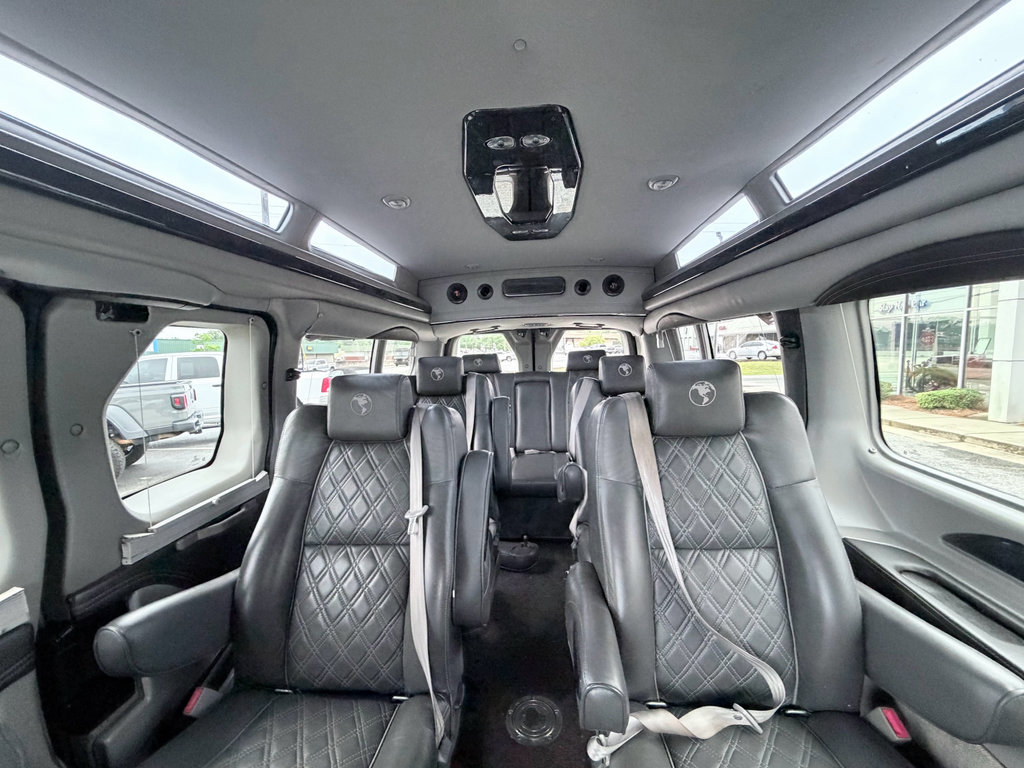 Used 2022 Ford Transit 150 Low Roof AWD image 30