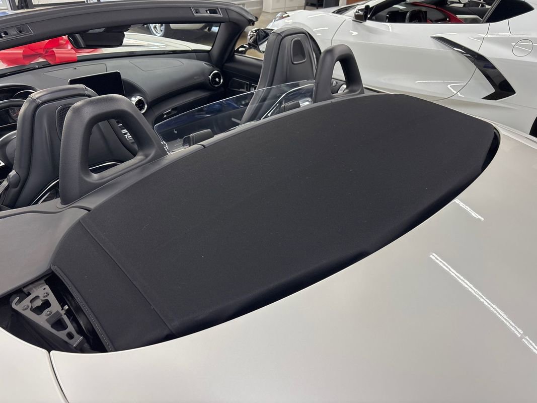 Used 2018 Mercedes-Benz AMG GT Roadster w/ Lane Tracking Package image 28