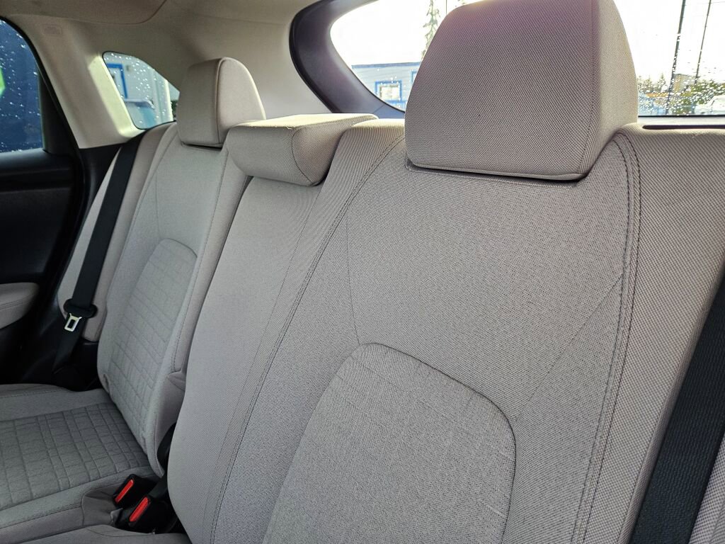 Used 2023 Honda HR-V LX image 13