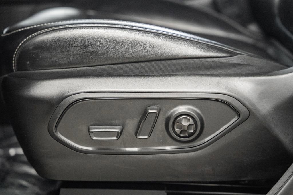 Certified 2024 Jeep Grand Cherokee L Limited w/ Luxury Tech Group II image 43