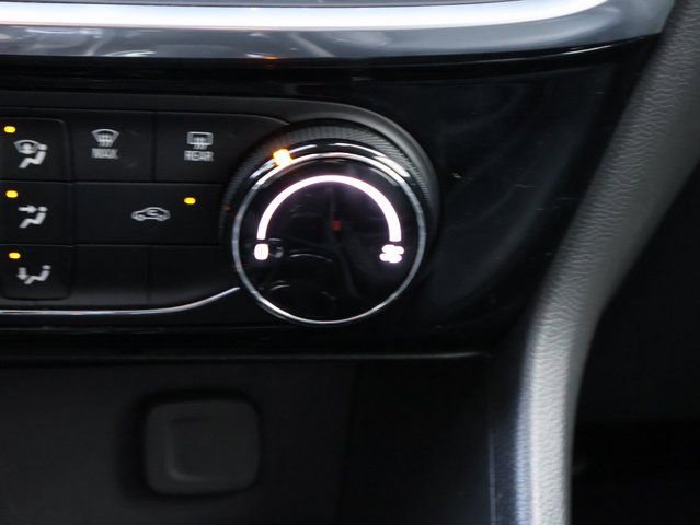 Certified 2024 Buick Encore GX Sport Touring image 29