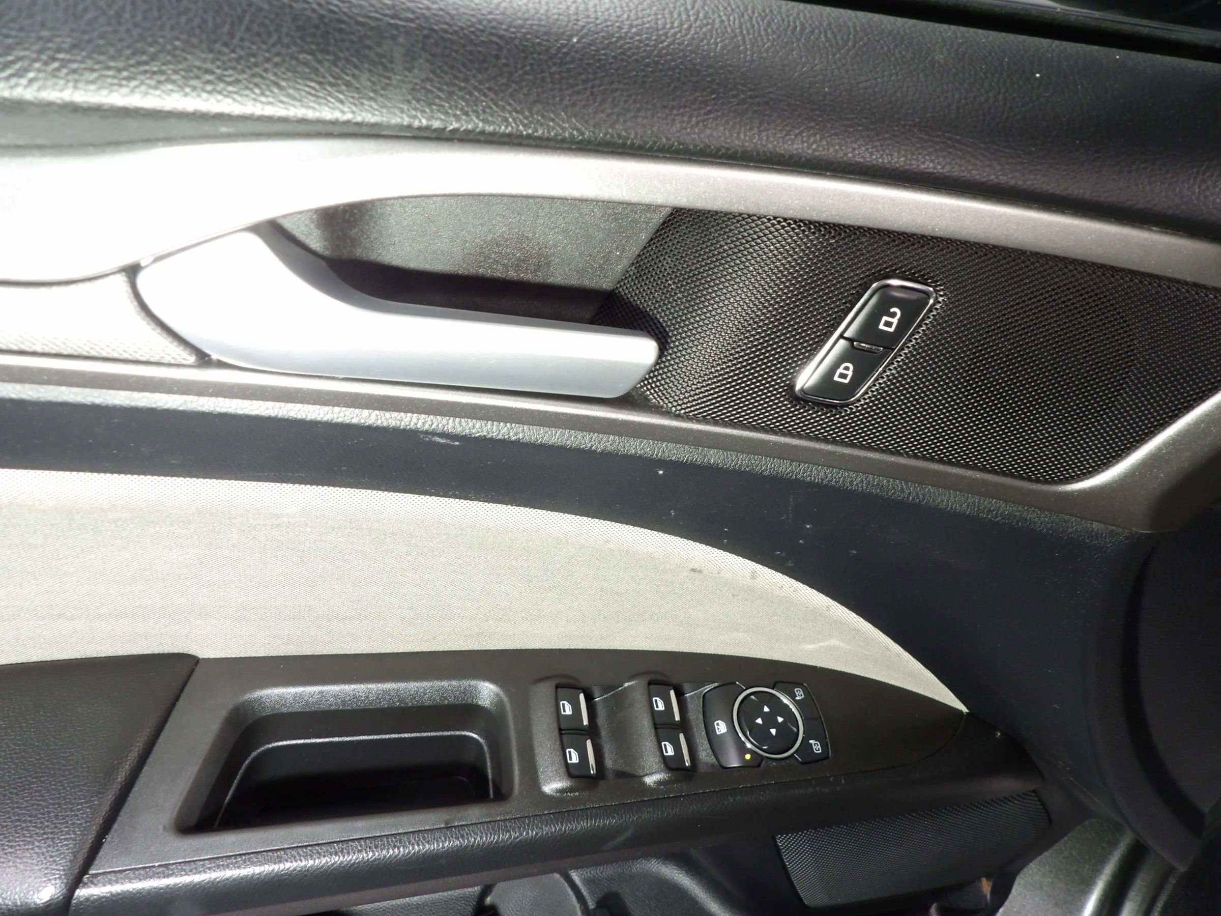 Used 2020 Ford Fusion S image 8