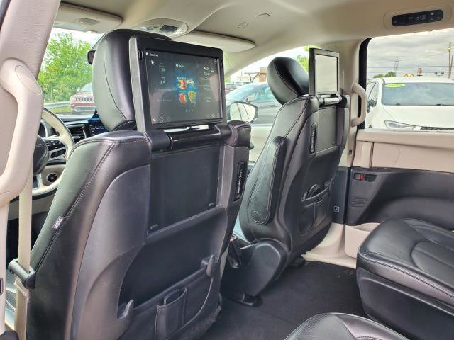 Used 2020 Chrysler Pacifica Limited FWD image 26
