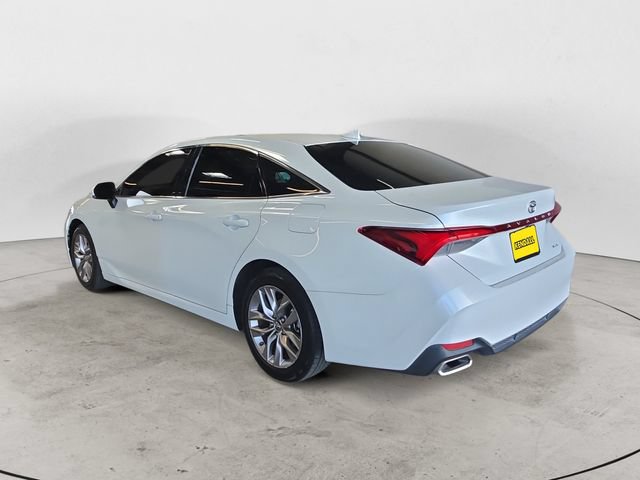 Used 2019 Toyota Avalon XLE w/ Moonroof Package FWD image 7