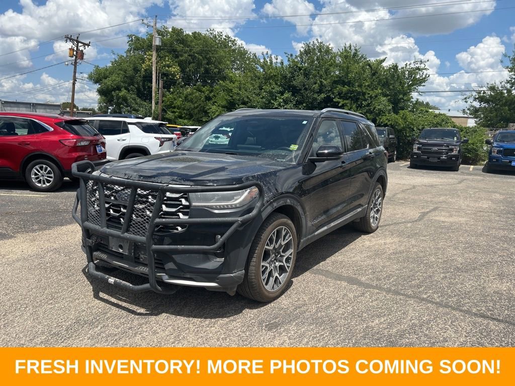 Used 2025 Ford Explorer Platinum w/ Ultimate Package AWD/4WD image 7