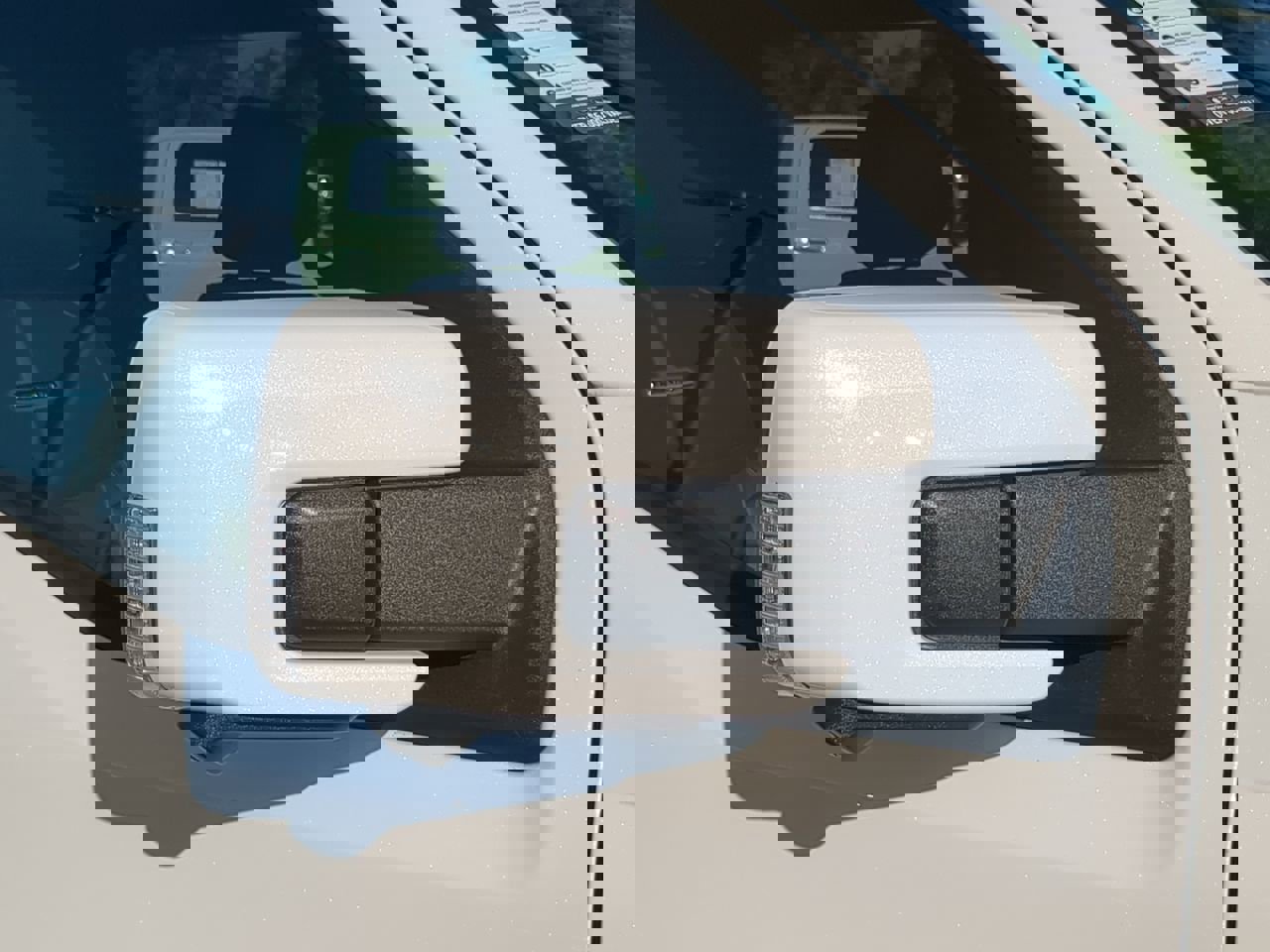 Used 2024 Ford F150 Platinum image 12