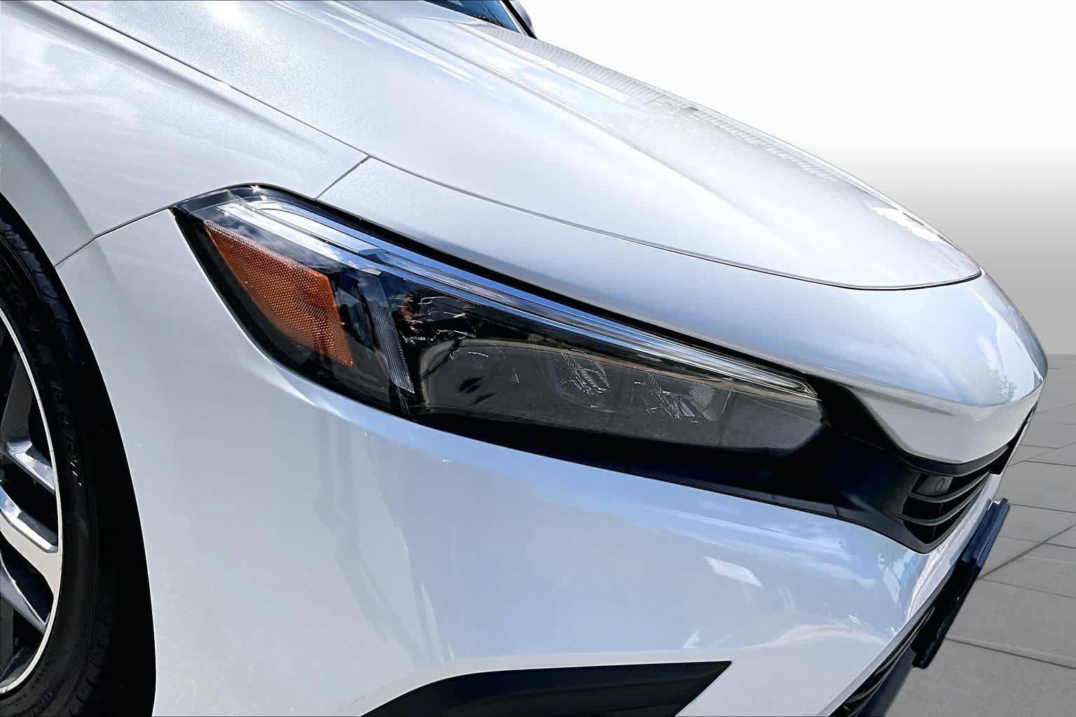 Used 2024 Honda Civic Touring image 27