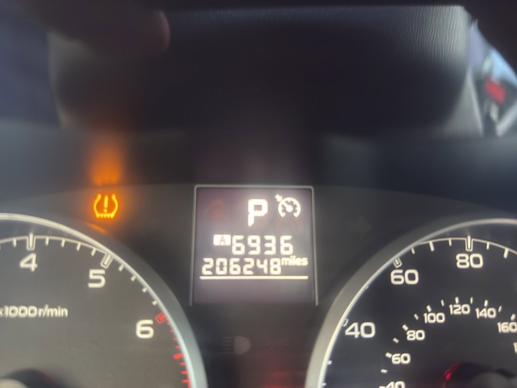 Used 2013 Subaru Outback 2.5i Premium AWD/4WD image 17