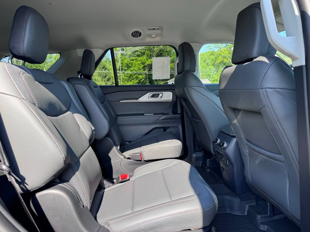 New 2026 Ford Explorer Active w/ Active Comfort Package AWD/4WD image 19