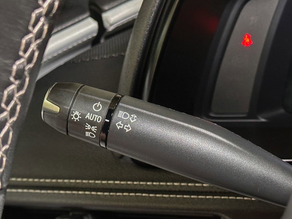 Used 2022 Chevrolet Corvette Stingray Preferred Cpe w/ Battery Protection Package RWD image 28
