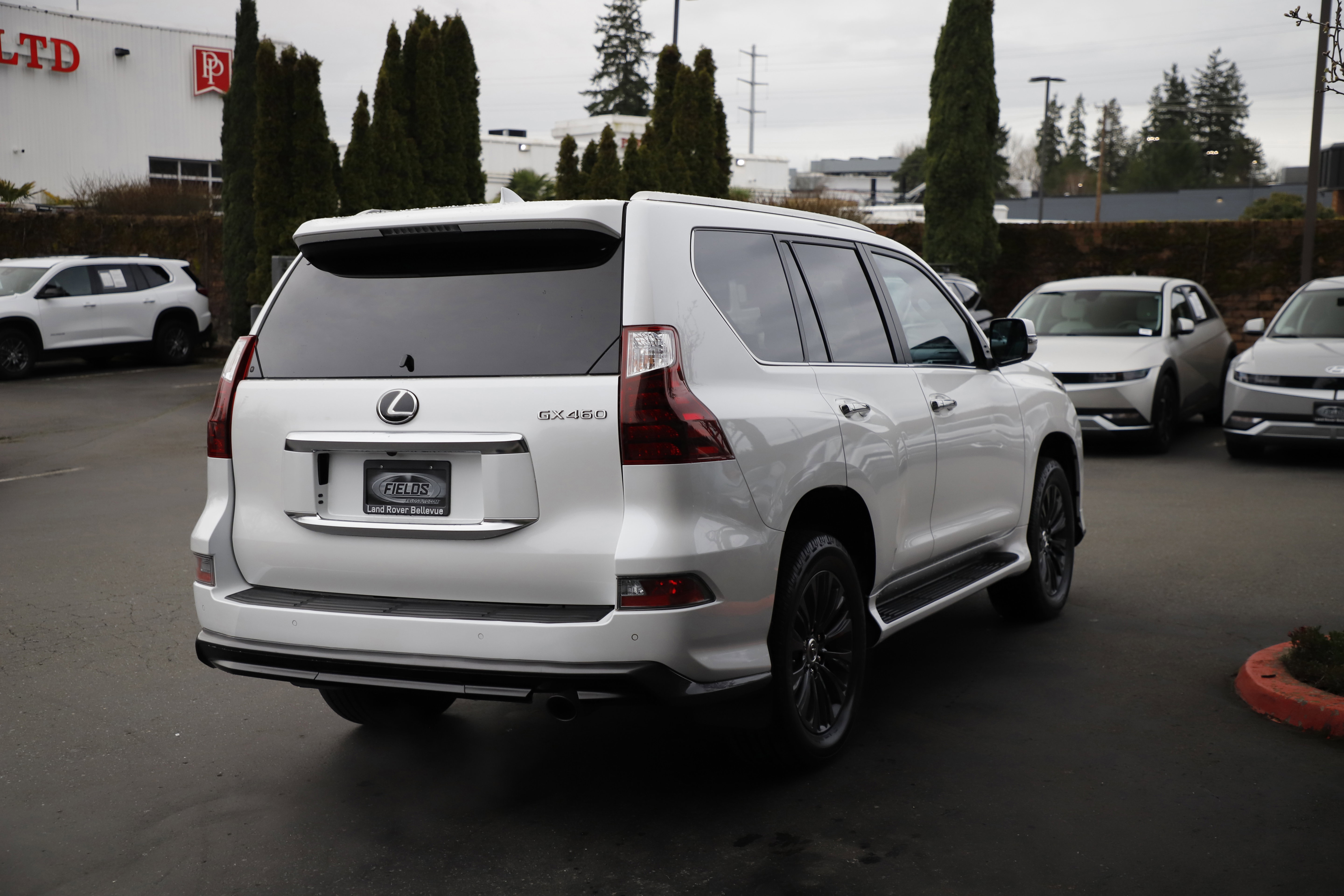 Used 2022 Lexus GX 460 Luxury w/ Sport Design Package image 8
