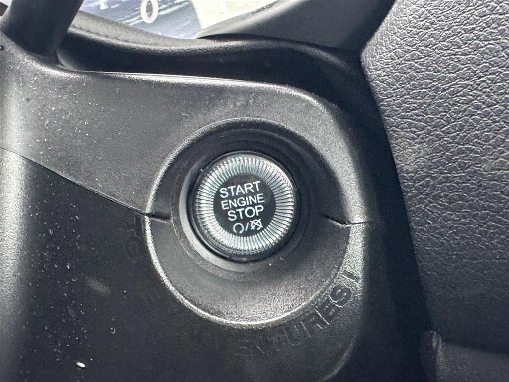 Used 2023 Jeep Renegade Latitude image 21