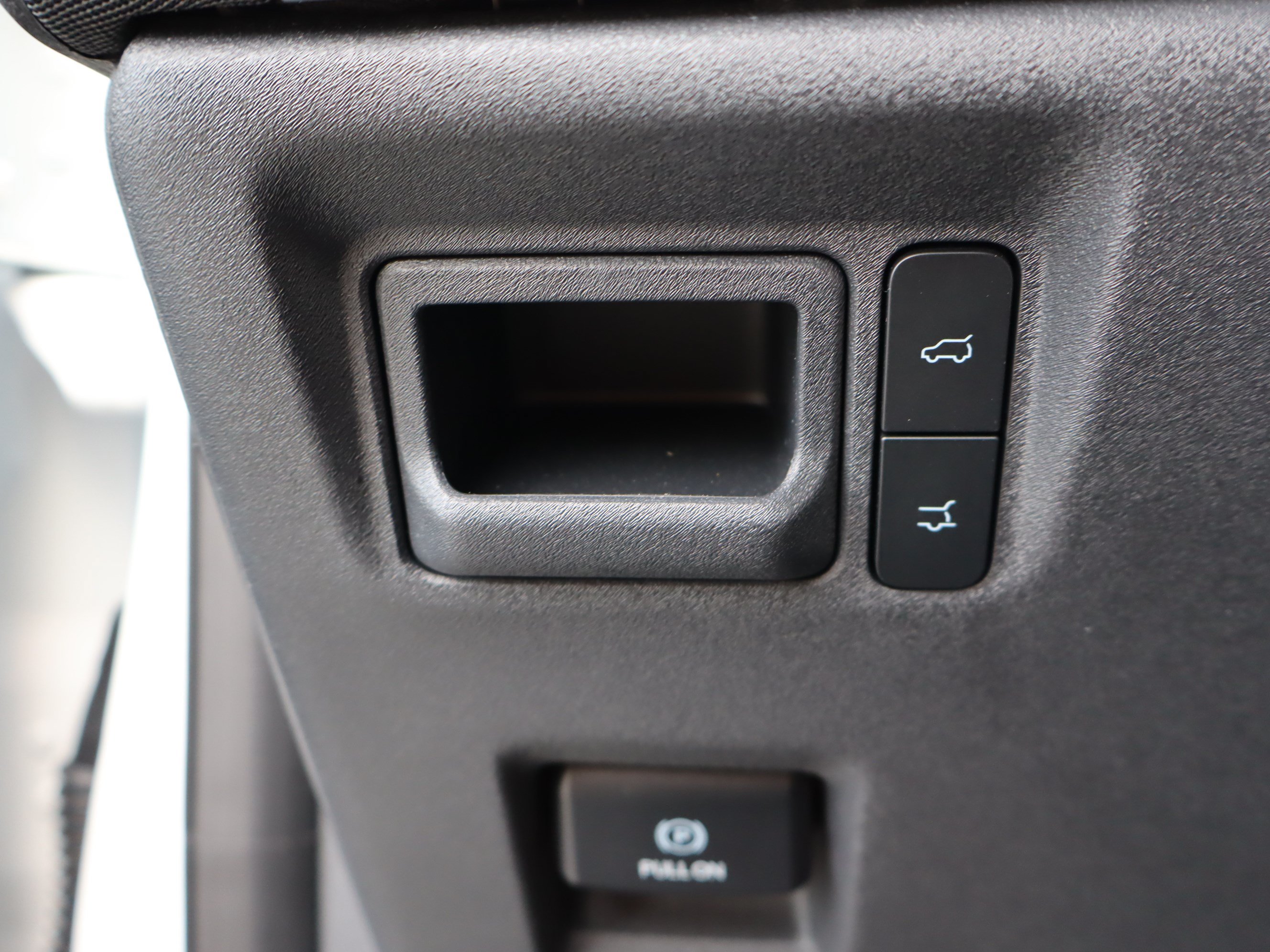 Used 2025 Ford Expedition Active RWD image 22