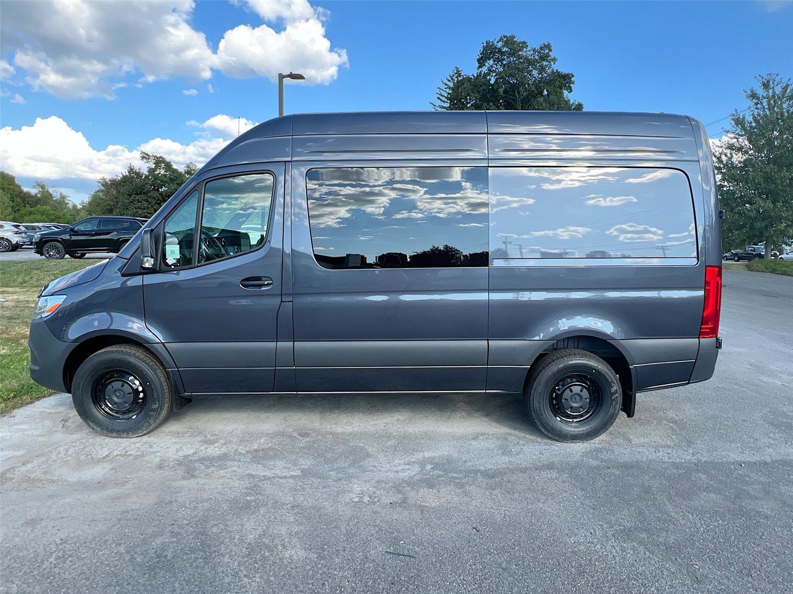 New 2025 Mercedes-Benz Sprinter 2500 image 3