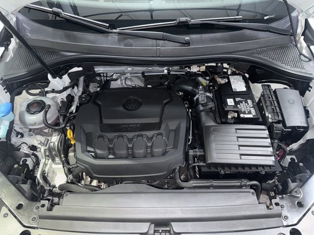 Used 2020 Volkswagen Tiguan S image 6