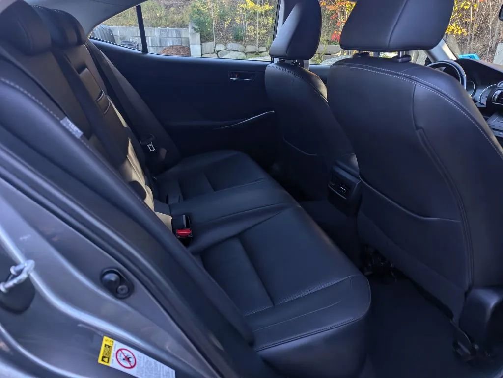 Used 2015 Lexus IS 350 AWD w/ Navigation System Package image 25